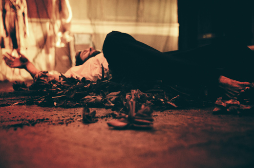 Ακραίος αναστεναγμός στο «αχ!» της bijoux de kant