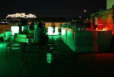 Οpening party κάτω από τα αστέρια