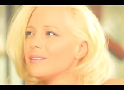 «Ένα φιλί από δυόσμο» με Νατάσσα Μποφίλιου & guests να πρωταγωνιστούν στο video clip