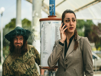 «Bus και αυτοσχεδιάζουν;» θεατρικά έργα επί σκηνής