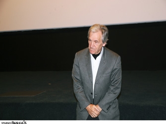 «Le Capital – Το Κεφάλαιο» του Κώστα Γαβρά σε Μυστική Πρεμιέρα