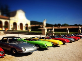 «Αυτοκίνητα Εκπέμπουν SOS», 18/4 στο NGC