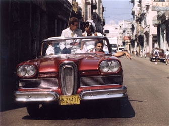 «Παντρέψου με»…στο Booze Cooperativa