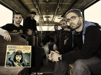 Chinese Man: Η κολεκτίβα της μουσικής «επανάστασης» με κινεζικό σόου