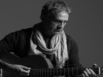 Γιώργος Νταλάρας Live