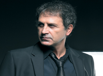 Η Ευρωπαϊκή Περιοδεία του Γιώργου Νταλάρα