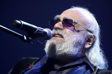 Ντέμης Ρούσσος: «Goodbye My Love, Goodbye»