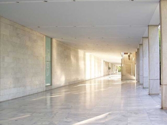 Τέχνη και Πολιτική: Γίνε και εσύ Καλλιτέχνης