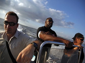 Εμπόλεμη Ζώνη: «Κυνηγώντας ανθρώπους»