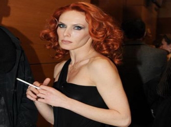 Η Εβελίνα Παπούλια στο MTV Your Noise Live