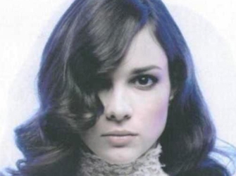 Ευγενία Δημητροπούλου: Η Άννα και η Αλέξις στο «Νησί»