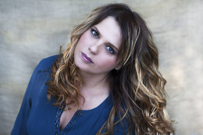 Η Ελένη Τσαλιγοπούλου συνεχίζει τις εμφανίσεις της ανά την Ελλάδα