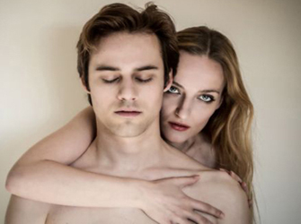 Φαντασιώσεις και παιχνίδια στον «Εραστή» του Πίντερ