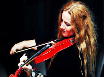 Ευανθία Ρεμπούτσικα με τέσσερις σολίστες για τέσσερις παραστάσεις