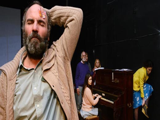 Φάουστ: Αντιθέσεις, μυσταγωγία, πρωτοπορία και γυμνό