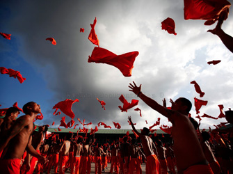 «Ο Χορός των Δολοφόνων» στην Εμπόλεμη Ζώνη του Mega