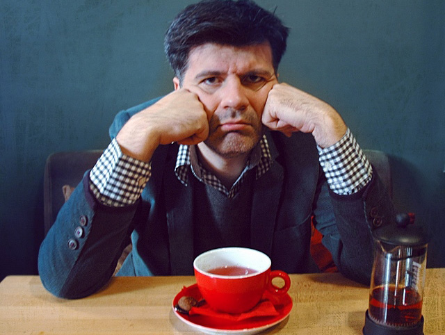 Φοίβος Δεληβοριάς: «Ως χαρακτήρας ντρέπομαι πάρα πολύ και ανοίγομαι δύσκολα»