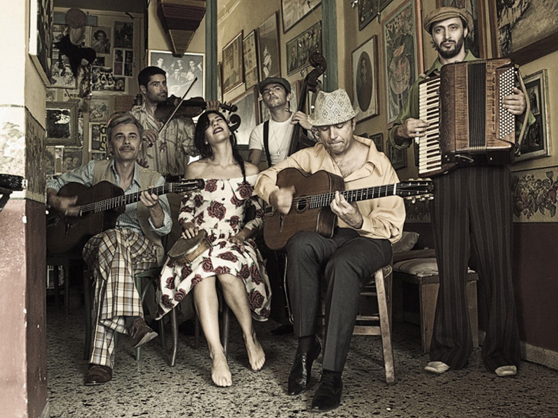 Gadjo Dilo: «Όταν πειραματιζόμαστε με κάτι δεν κάνουμε του κεφαλιού μας»