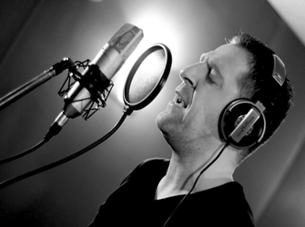 «Παλιά φωτογραφία», το νέο τραγούδι του Πάνου Γαλήνου