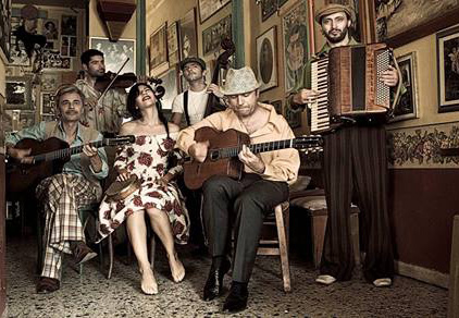 H τσιγγάνικη jazz των Gadjo Dilo στη γειτονιά του Ψυρρή