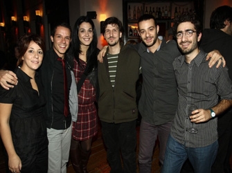 Φωτορεπορτάζ: Με τους συντελεστές της «Γενιάς των 592€»