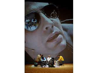 Golgota Picnic ένα προκλητικό έργο του Rodrigo Garcia