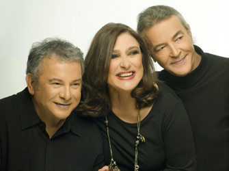 Μ. Μητσιάς – Α. Μάνου – Γ. Μηλιώκας «Τα Τραγούδια που Επιμένουν»