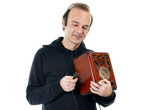 Σεμινάρια στιχουργικής με τον Οδυσσέα Ιωάννου