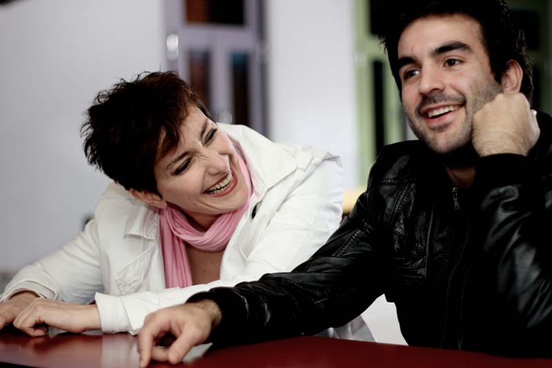 «Δύο πιάνα και δύο φωνές» με Ηρώ και Στάθη των Minor Project