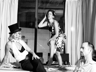 Η Τζούλια στο ντιβάνι