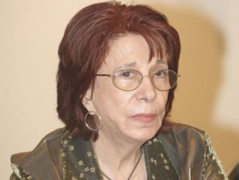 Κηδεύεται σήμερα η Ρούλα Κακλαμανάκη, συγγραφέας και πολιτικός