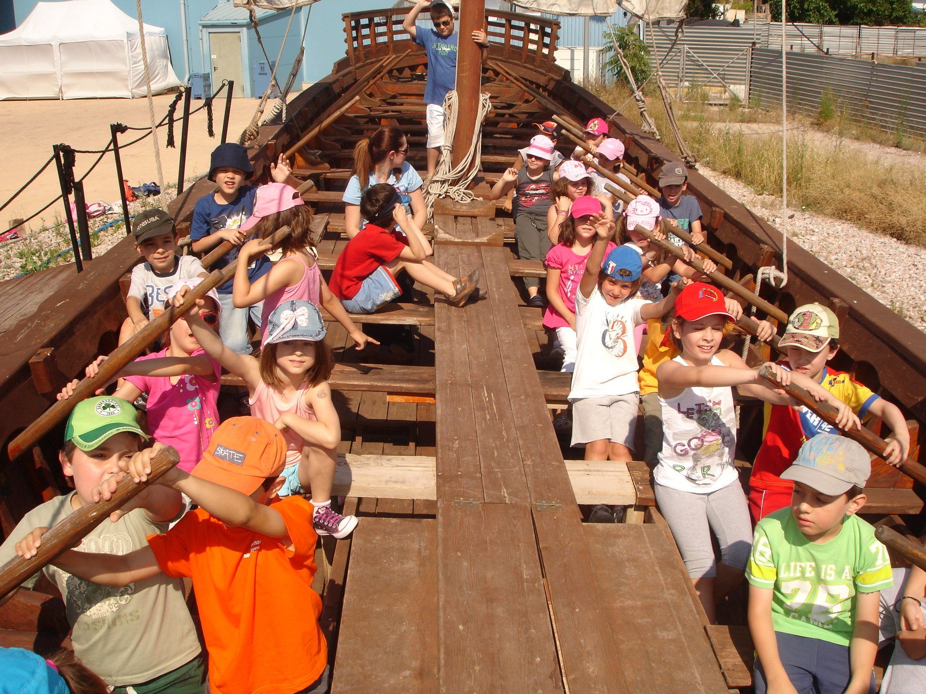Σαββατιάτικα και Κυριακάτικα Εκπαιδευτικά Προγράμματα Μαΐου στον «Ελληνικό Κόσμο»