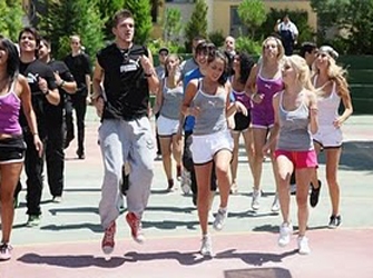 Με «Αφιέρωμα στα ..Θρανία» κάνει αρχή η Cinemania στην ΕΤ3