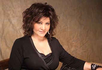 Γιώτα Νέγκα: «Νιώθω αισιόδοξη για το «νέο αίμα» της ελληνικής μουσικής»