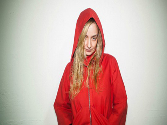 Η «Κοκκινοσκουφίτσα – Το Πρώτο Αίμα»… παίρνει παράταση