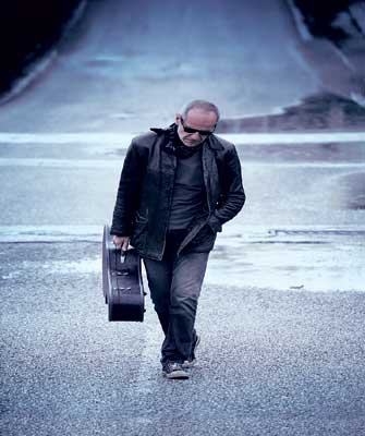 «Περιμένοντας τον Λάκη Ρα»