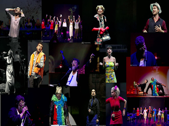 Ο Σταμάτης Κραουνάκης με πολύ χιούμορ στο Θέατρο Βράχων