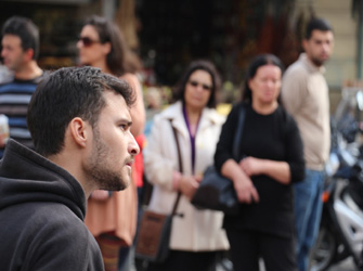 Οι «κρυμμένες φωνές» από το θέατρο Σημείο στον πεζόδρομο Μακρυγιάννη