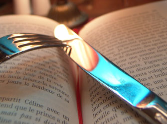 Κυριακάτικες λογοτεχνικές συναντήσεις στο Τρένο στο Ρουφ