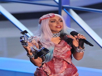 Σαρωτική η Lady Gaga στα 2010 MTV Video Music Awards