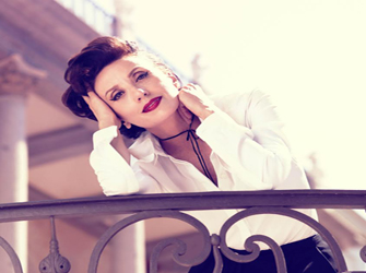 Λουθ Καζάλ : «Δώρο που επιστρέφω στην Ελλάδα»