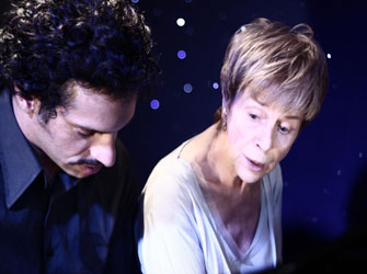 «Μαντάμ Φλο» η Αντιγόνη Βαλάκου