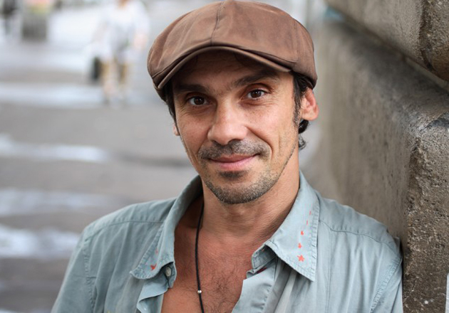 Ο Μanu Chao για μια συναυλία στη Θεσσαλονίκη