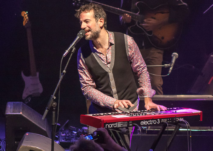 Κωστής Μαραβέγιας: «Θα μπορούσα να πω αντίο στη μουσική όταν φύγει η έμπνευση»