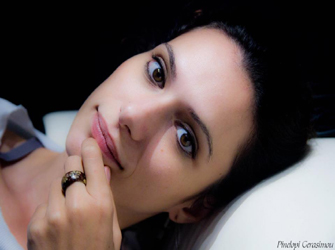 Μαρία Λούκα: «Ακόμα Είσαι Εδώ»