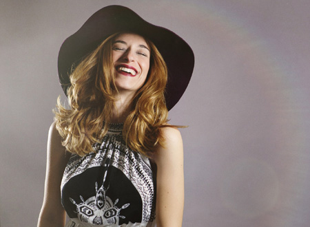 «Είναι μικρή η ζωή» τραγουδά η Μαρίζα Ρίζου