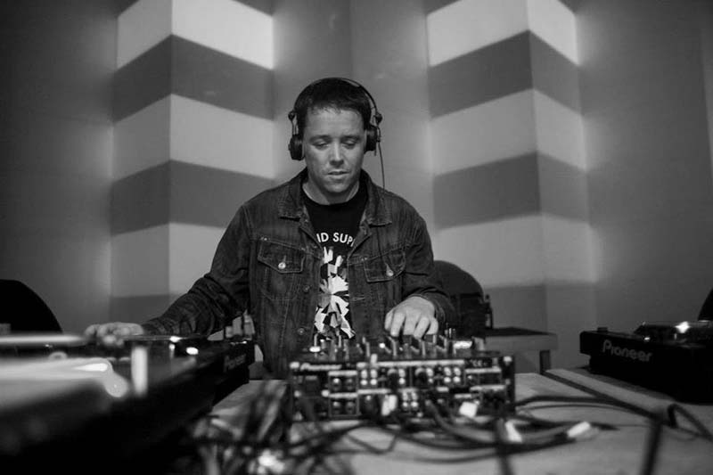 Ο Μark-CZA για πρώτη φορά στην Ελλάδα στα decks του Seven Sins