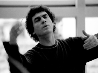 Η Ελληνοτουρκική Ορχήστρα Νέων στο Δημοτικό Θέατρο Πειραιά