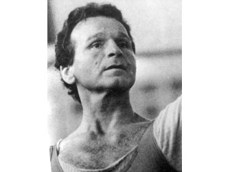 Απεβίωσε ο στυλοβάτης του μπαλέτου της Ε.Λ.Σ., Γιάννης Μέτσης