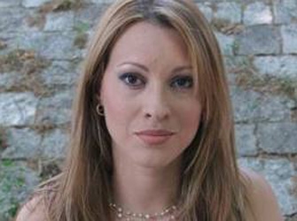 Και οι ηθοποιοί “Των Μυστικών της Εδέμ” τραγουδούν για το Ίδρυμα «Τζένη Καρέζη»